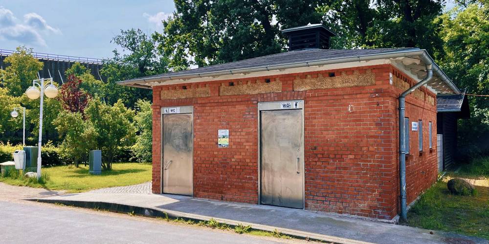 Öffentliches WC im Kurpark