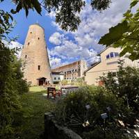 Kunsthof im Sommer © SOLEPARK Kunsthof im Sommer
