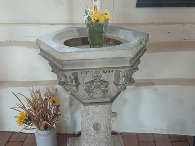 Taufstein © Stadt Schönebeck (Elbe) 1000146813
