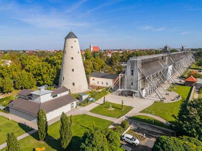 Luftaufnahmen Gradierwerk Drohne Soleturm Kunsthof