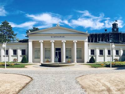 Totes Meer-Salzgrotte im Gebäude des Lindenbades