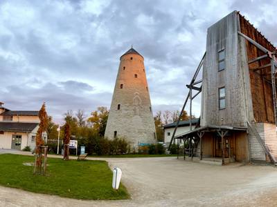 Kunsthof an einem herbstlichen Morgen