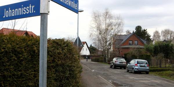 In der Straße "Am Gänsewinkel" wird in der nächsten Woche die Asphaltdecke aufgebracht.