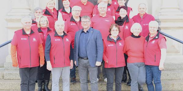 Die Elberadler zu Gast im Rathaus.