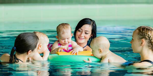 Babyschwimmen im SOLEPARK