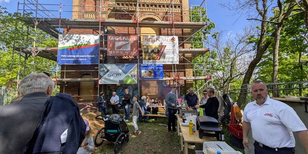 Veranstaltung zum Erhalt des Hummelberg-Turmes
