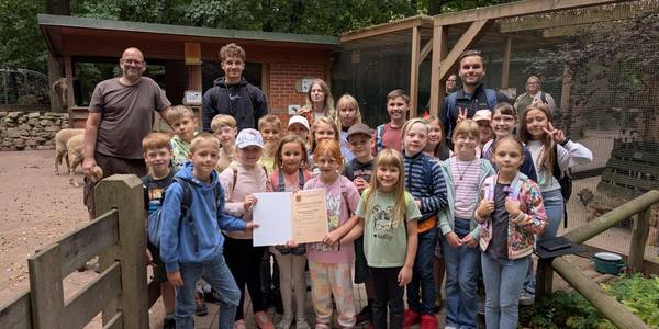 16. Verlängerung der Montessori Grundschule © Stadt Schönebeck (Elbe) Tierpatenschaft Rhönschaf
