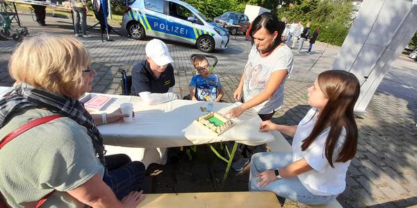 Begegnungen auf dem Sommerfest. © Veranstalter Begegnungen auf dem Sommerfest.