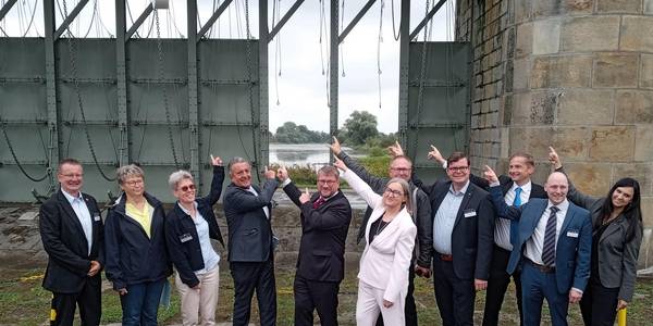 Die Gründungsmitglieder des Vereins, der das Pretziener Wehr auf dem Weg zum Weltkulturerbe der UNESCO begleiten will.