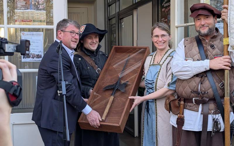 Präsent Oberbürgermeister