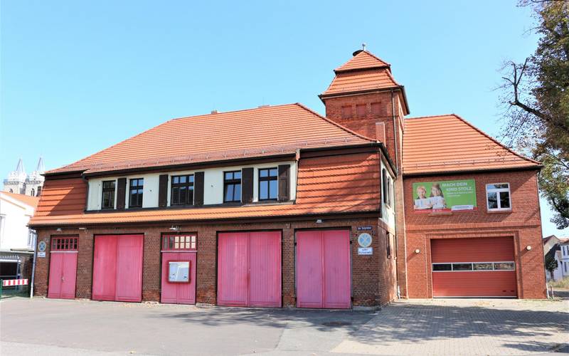 gerätehaus ffw bad salzelmen
