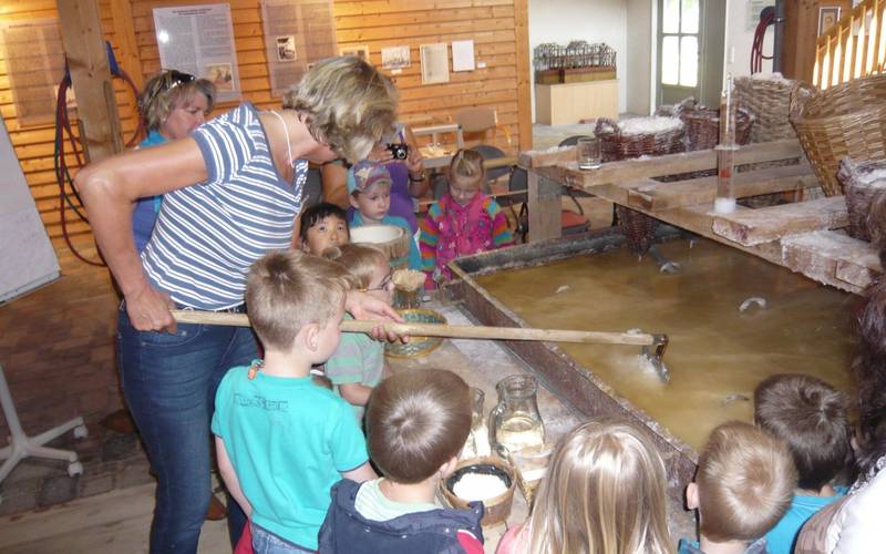 Kunsthof Kinderführung an der Siedepfanne