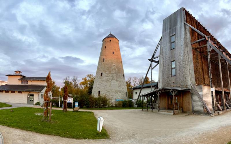 Kunsthof an einem herbstlichen Morgen